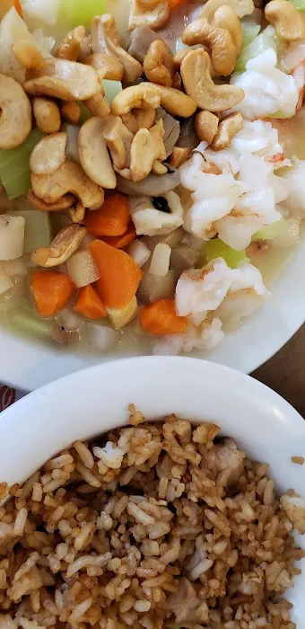Cheung’s Garden Restaurant 4