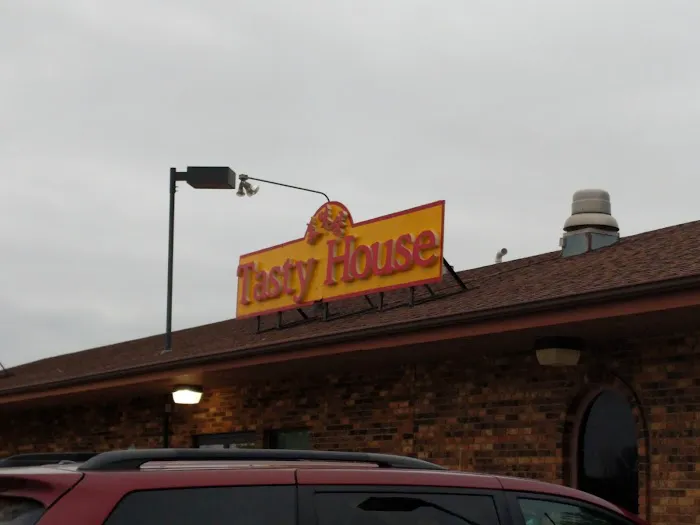 Tasty House 3