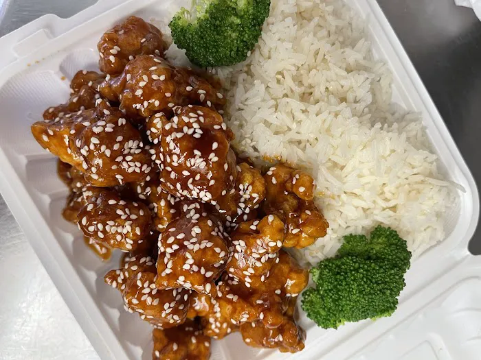 Golden Wok 4