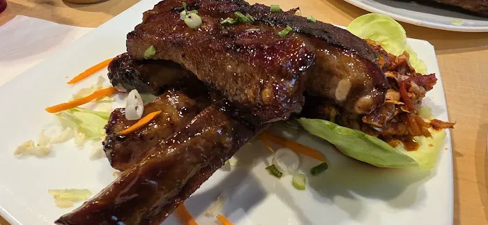 Leong's Asian Diner 1