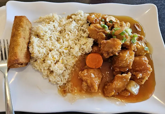 Hong Kong Inn Restaurant 3