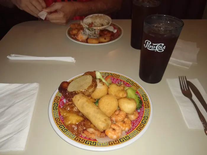 Diamond Head Restaurant 10