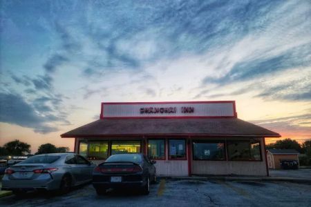 Shanghai Inn
