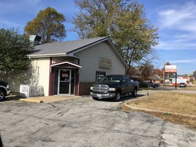 Pao's Chinese Restaurant 0