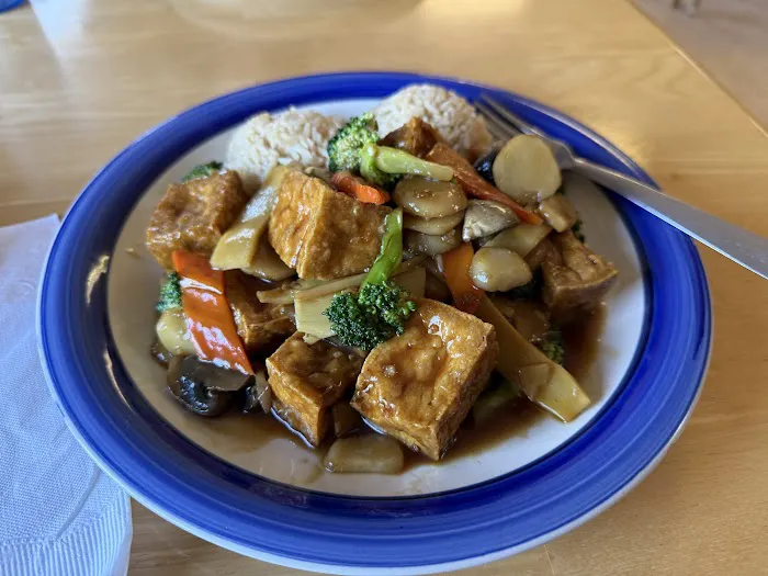 Pao's Chinese Restaurant 2