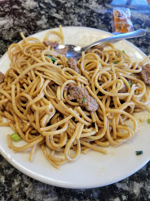 Lucy's Chinese Food 1