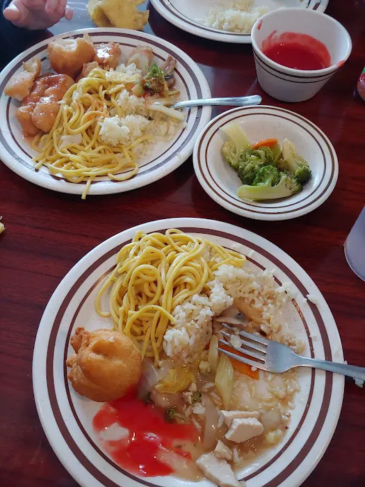 Golden Dragon Restaurant 2