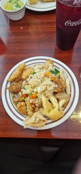 Golden Dragon Restaurant 5
