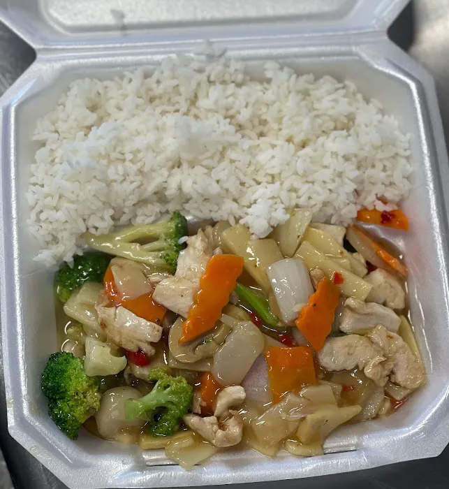Lucky Dragon Food Truck 3