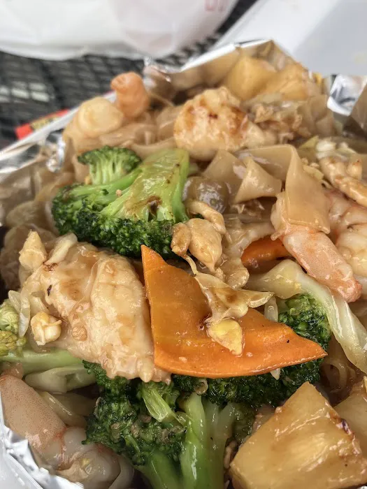 Mai Chinese Food Trailer (Food Truck) 10
