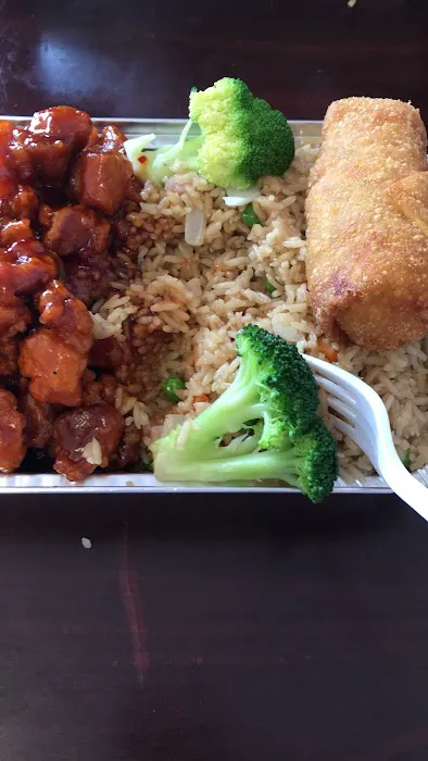Rainbow House Asian Bistro 6