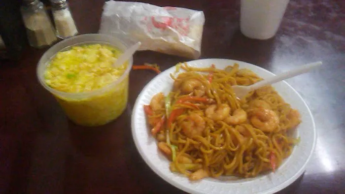 Rainbow House Asian Bistro 7