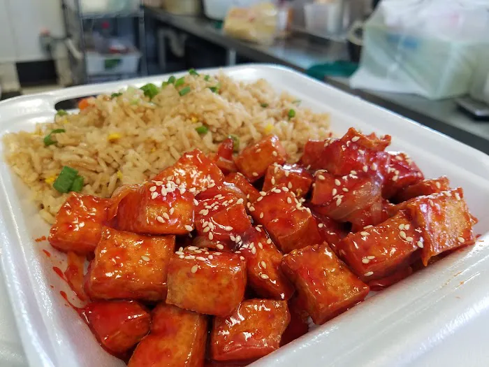 TK Chinese & Thai Hot Foods 7