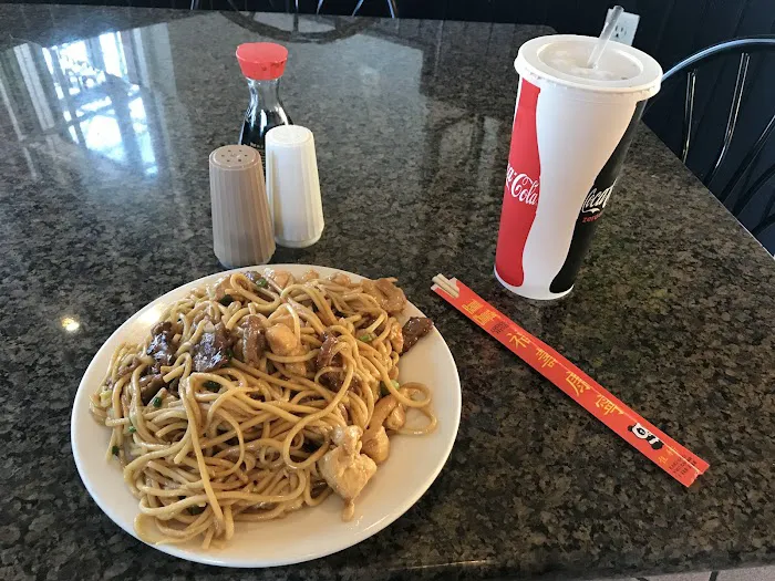 Lucy's Chinese Food 5