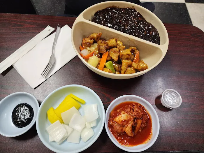 Peking Garden Chinese Restaurant 4