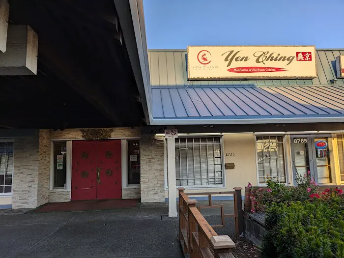 Yen Ching Restaurant 10