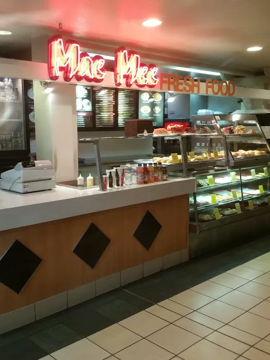 Mae Mee Fresh Food and Bakery 3