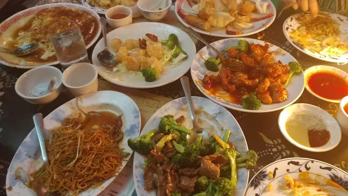 Grand Peking Chinese Restaurant 9