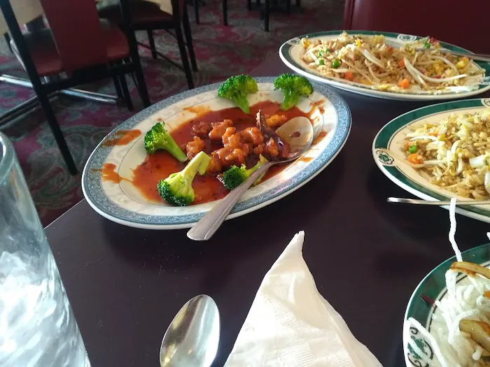 Lucky Star Chinese Restaurant 10