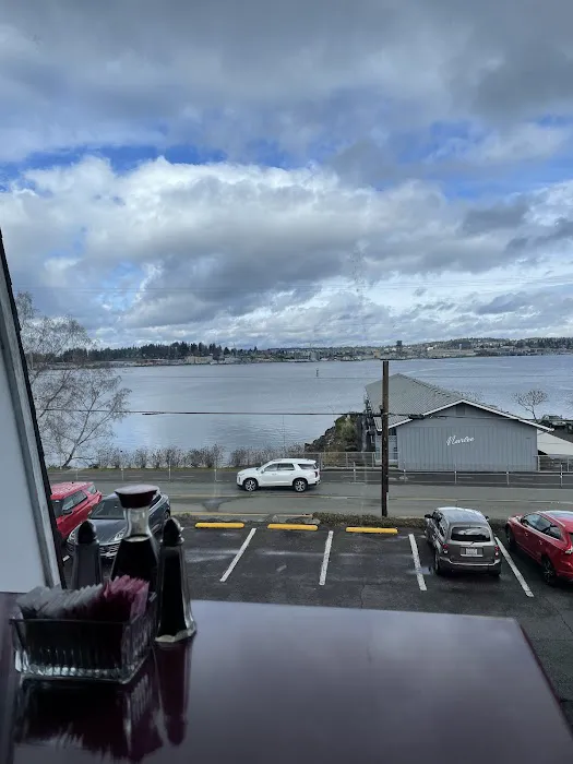 Golden Grill On the Bay 1