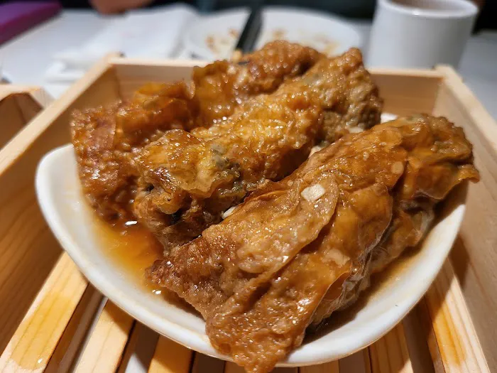 MR. DIM SUM 8