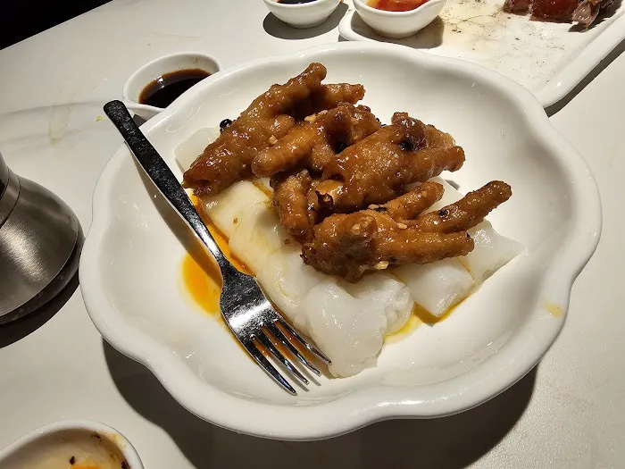 MR. DIM SUM 7