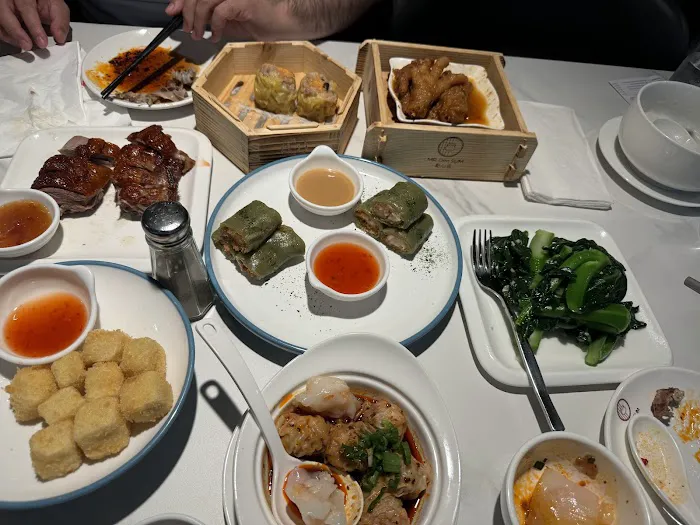 MR. DIM SUM 10