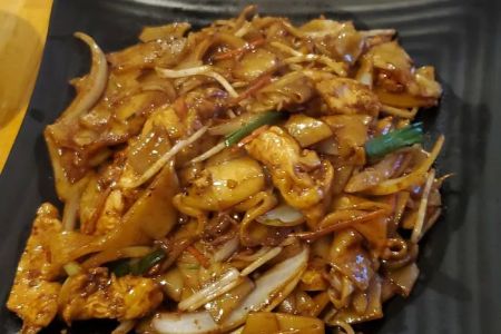 Pau's Asian Kitchen