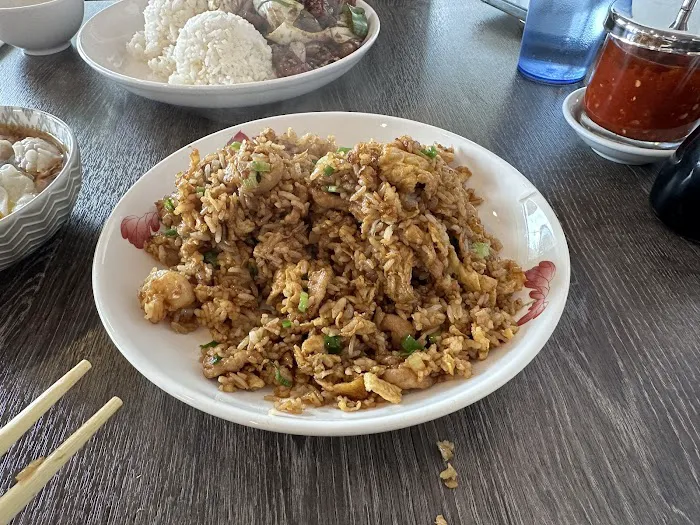 Lucky Chinese Restaurant 2