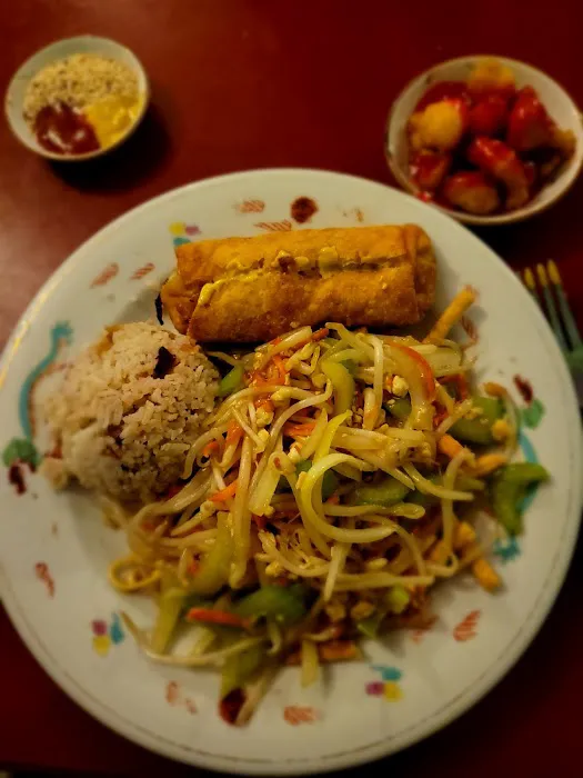 Golden Lion Chinese Restaurant 4