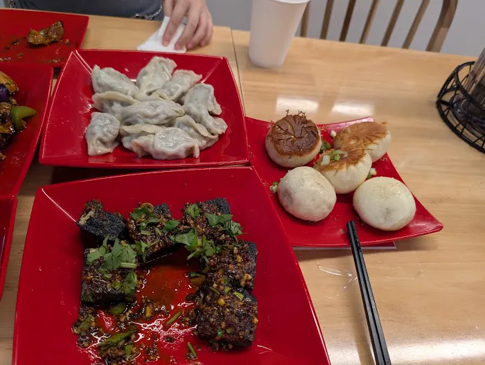 Lin Handmade Dumplings 9