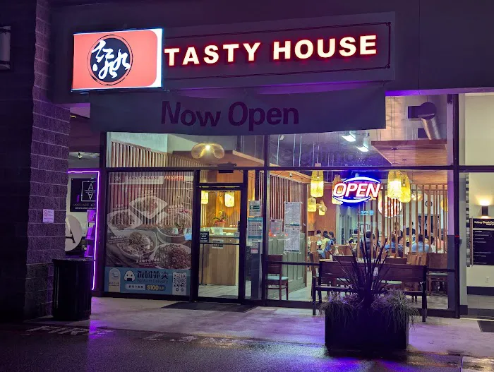 Tasty House 红九九 1
