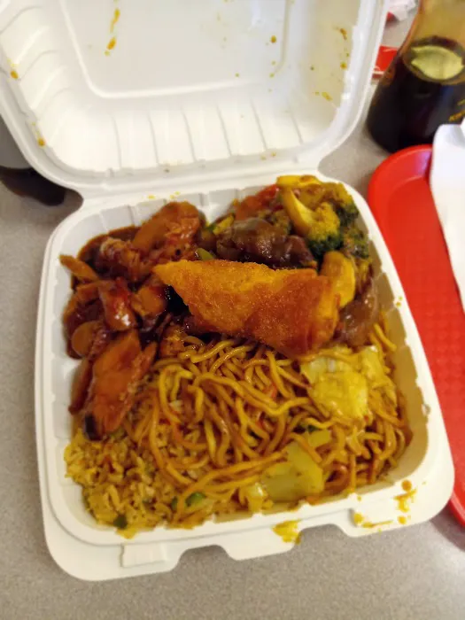Magic Dragon Chinese Eatery 3