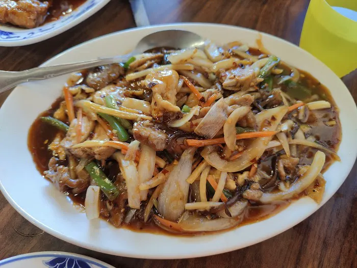 Johnny's Wok Restaurant 6