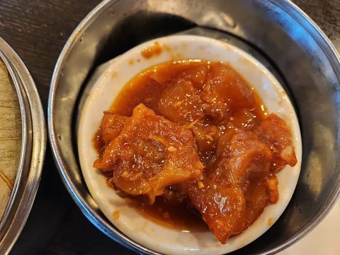 T & T Seafood Restaurant 8