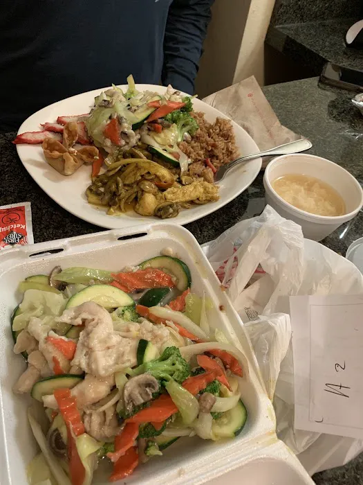 Brother's Chinese Restaurant 7