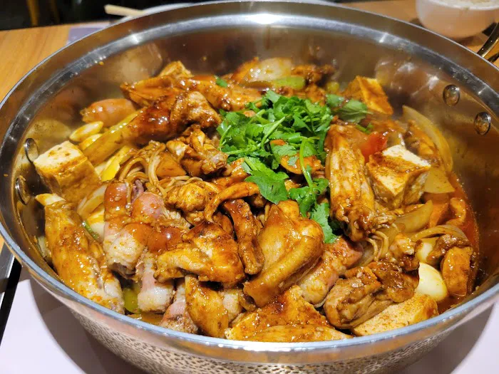 Simmer Huang 4