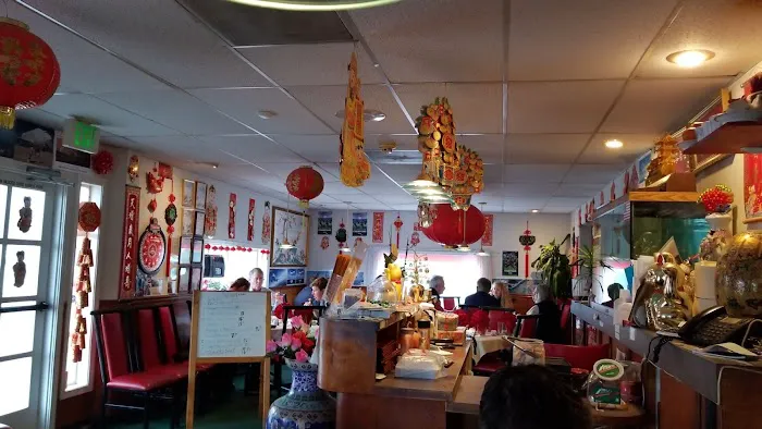 Golden House Chinese Cuisine 6