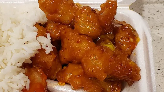 Golden House Chinese Cuisine 10