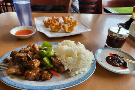 Tian Tian Noodles 天天见面