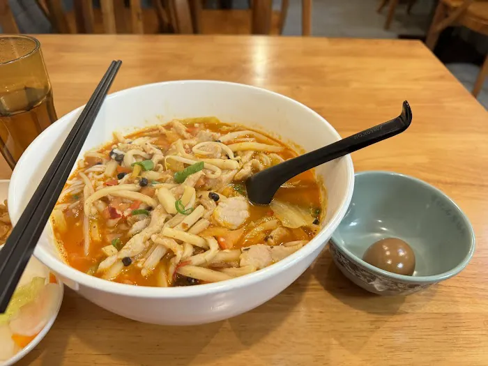 Lee's Kitchen 2