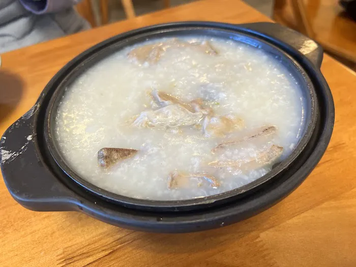 Lee's Kitchen 8