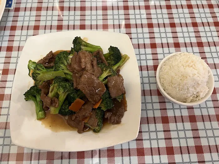 Yummy Cafe 10