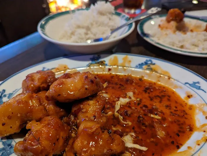 Emerald Garden Restaurant & Lounge 9