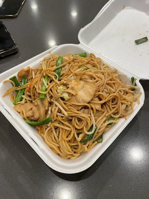 Jade Garden Chinese Restaurant & Lounge 6