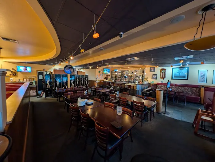 Lucky Dragon Restaurant 3