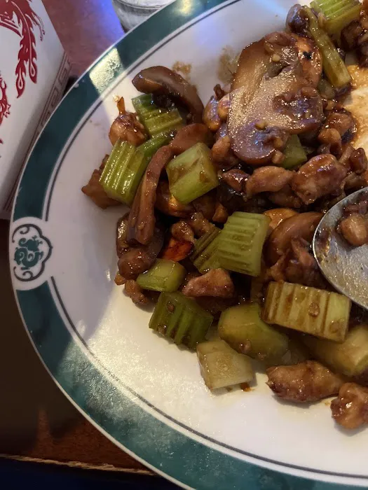 Lucky Dragon Restaurant 5