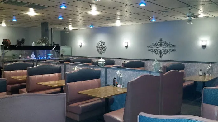 Maxi's Chinese Restaurant and Lounge 3