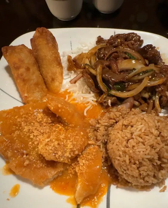 Dragon Inn Restaurant 3