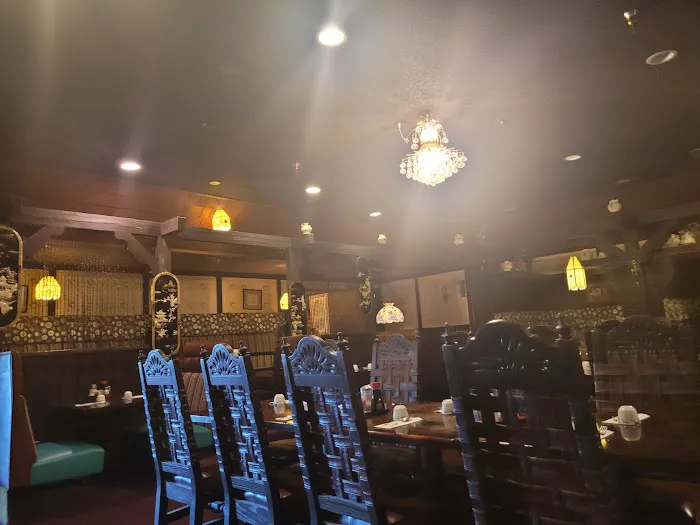 Dragon Inn Restaurant 4